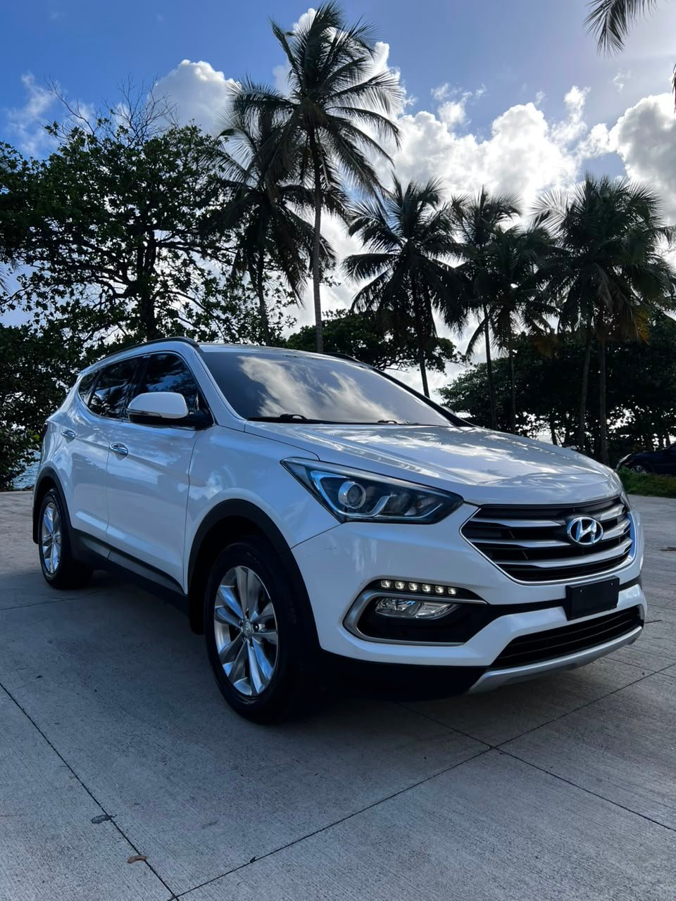 HYUNDAI SANTA FE 2016